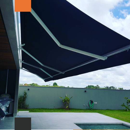 Toldo Cortina com Visor Toldo Cortina com Visor